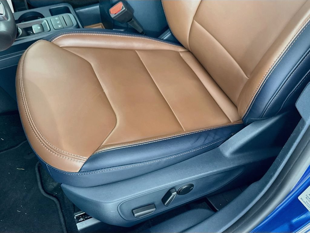 Certified 2024 Ford Maverick Lariat FWD image 23