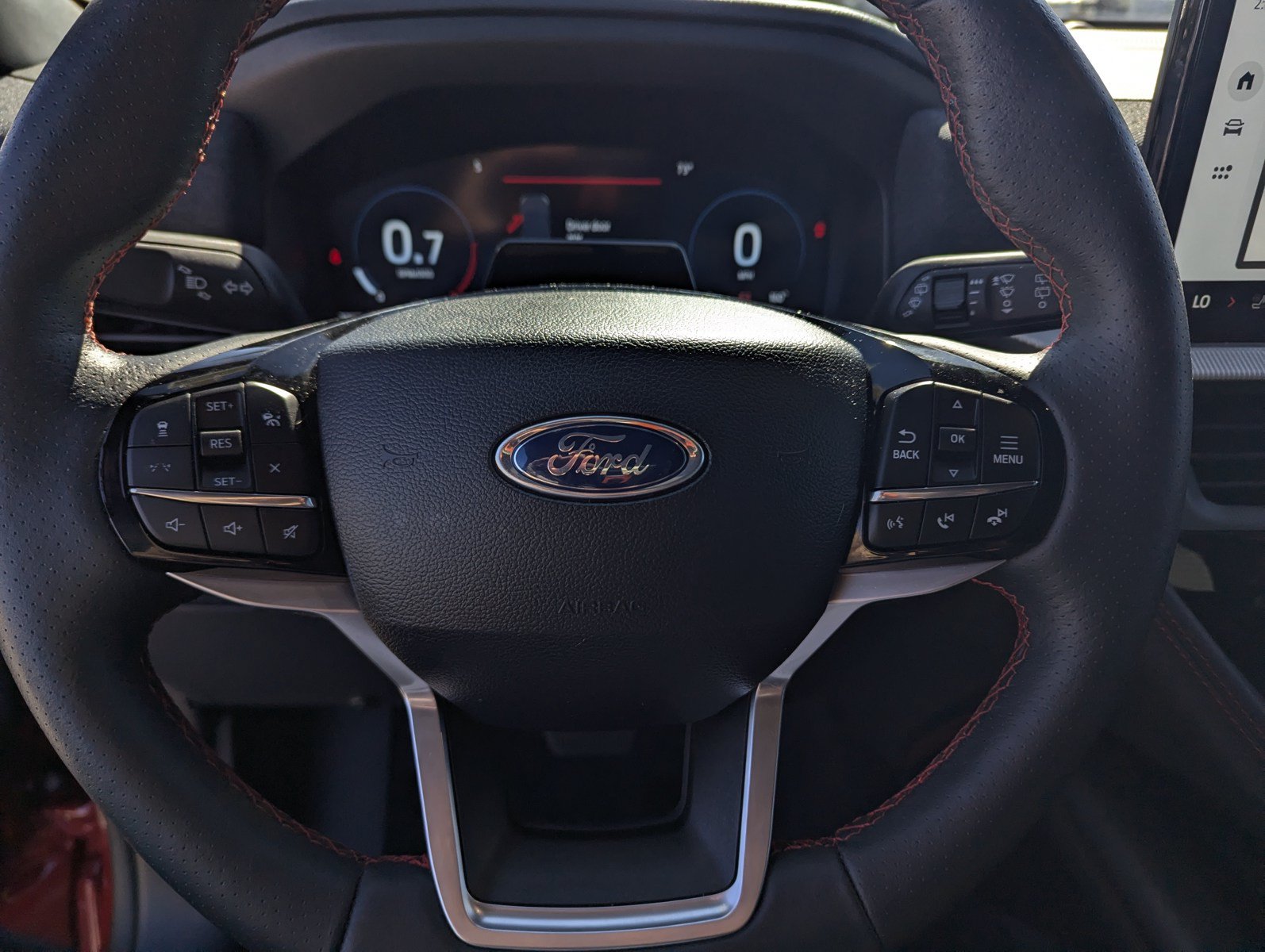 Certified 2025 Ford Explorer ST-Line RWD image 11