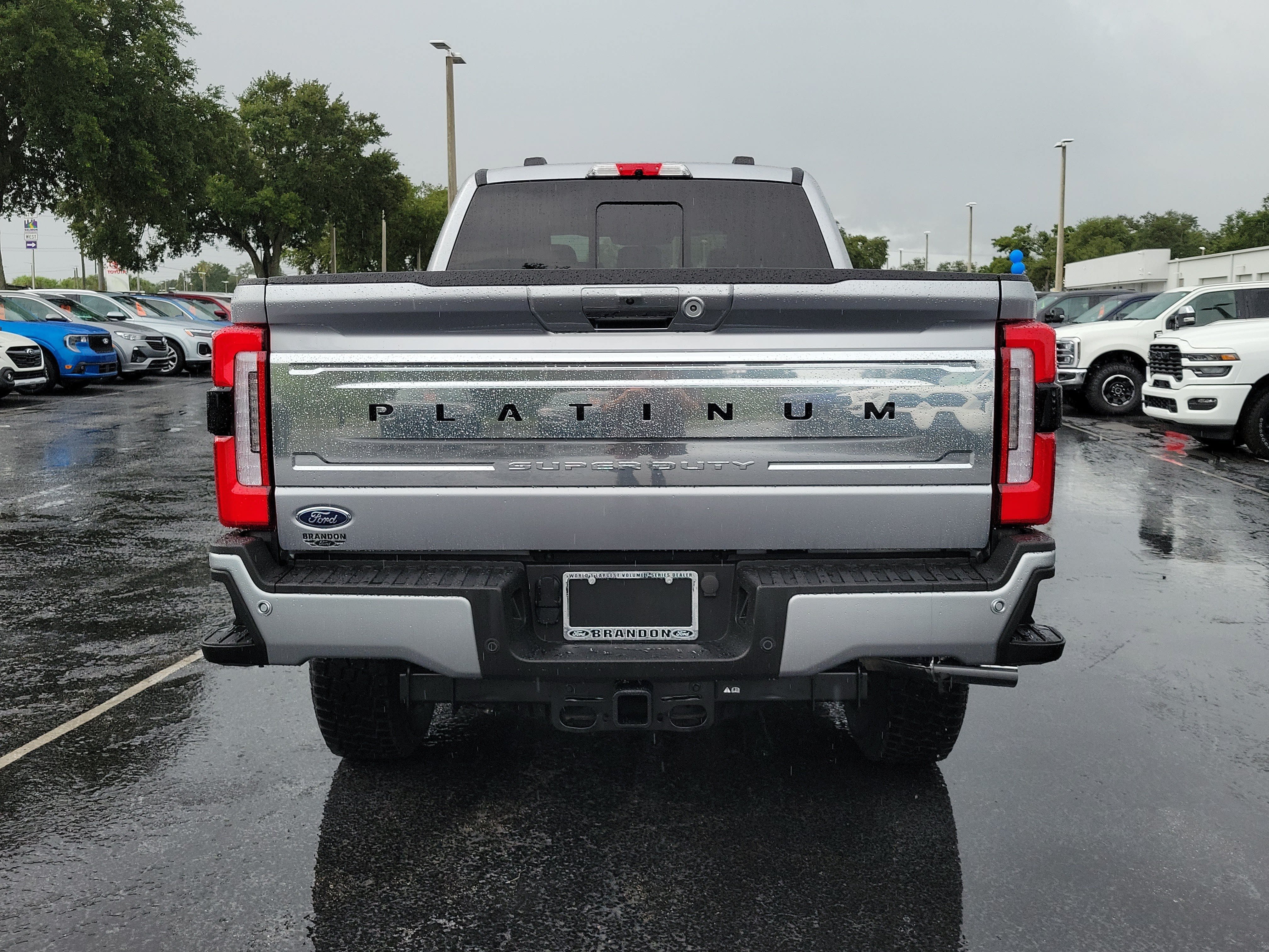 Certified 2024 Ford F250 Platinum w/ Tremor Off-Road Package AWD/4WD image 8