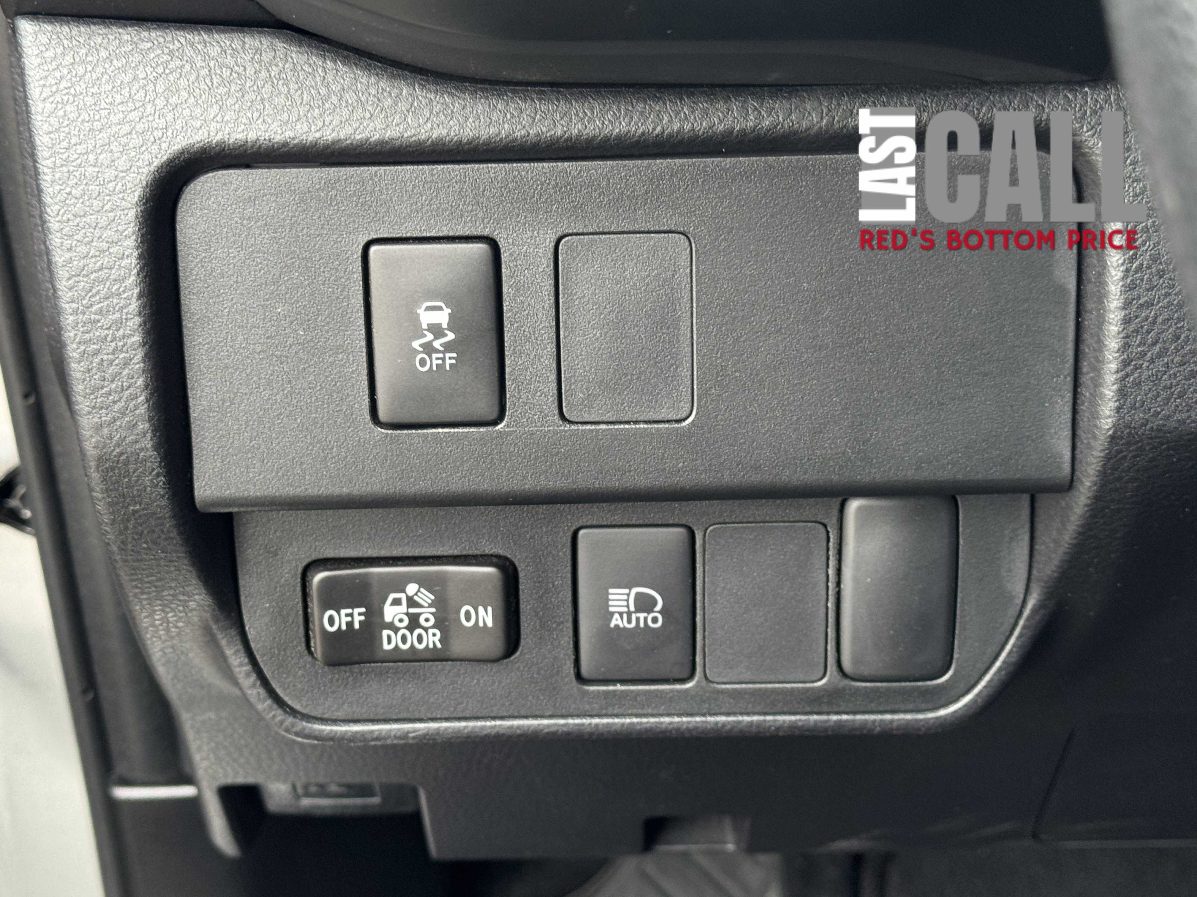 Used 2023 Toyota Tacoma SR image 19