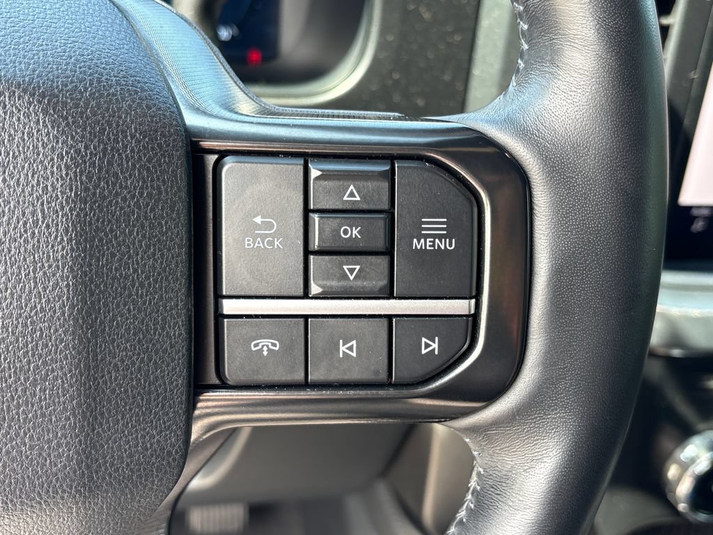 Certified 2025 Ford F250 Platinum w/ Tremor Off-Road Package AWD/4WD image 19