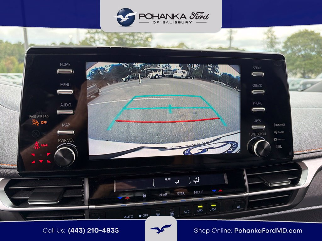 Used 2023 Toyota Sienna XSE w/ XSE Plus Package AWD/4WD image 11
