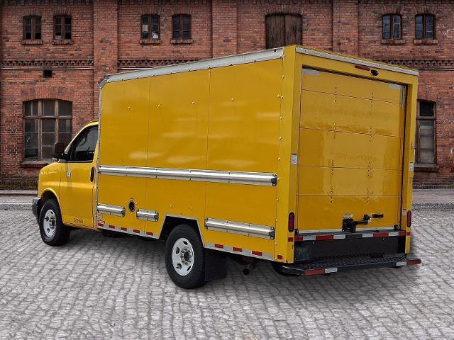 Used 2021 GMC Savana 3500 w/ Power Convenience Package RWD image 6