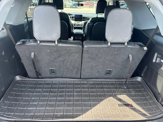 Certified 2021 Ford Explorer XLT w/ Equipment Group 202A AWD/4WD image 9