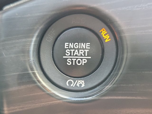 Used 2021 Jeep Grand Cherokee Laredo X AWD/4WD image 31