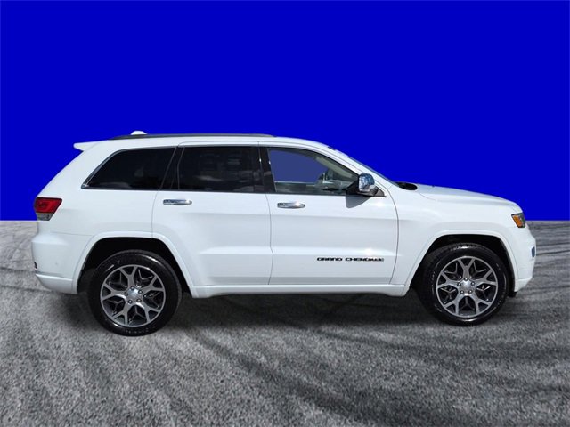 Used 2021 Jeep Grand Cherokee Overland w/ Trailer Tow Group IV image 3