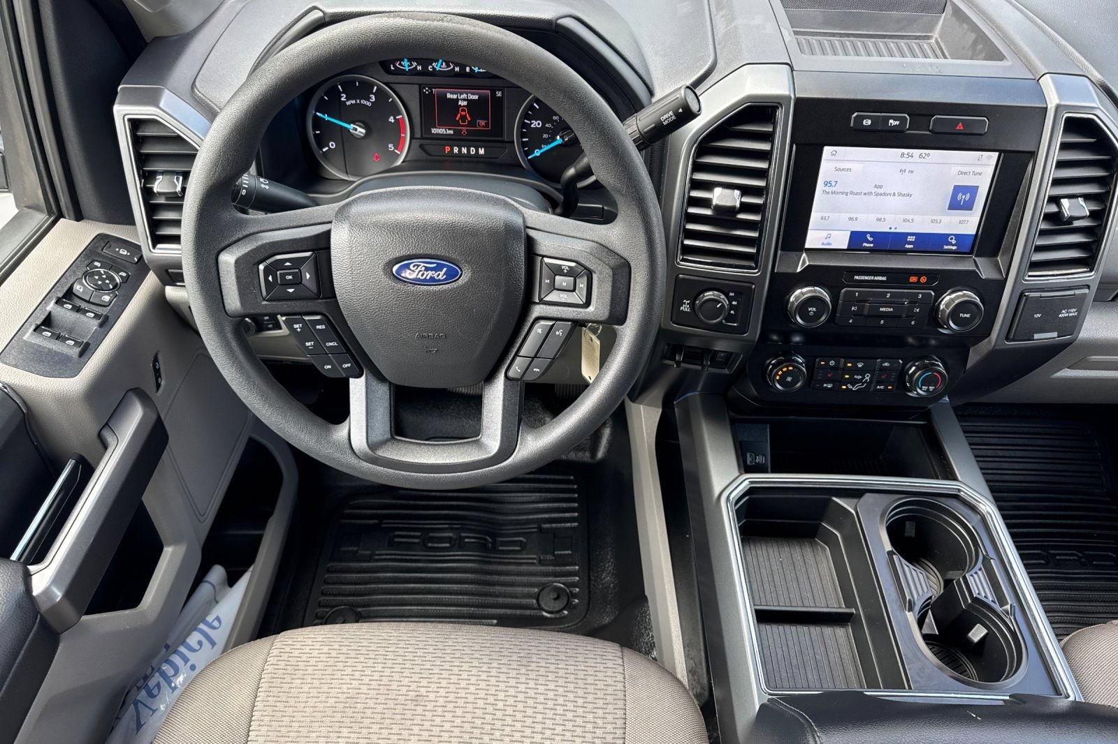Certified 2022 Ford F250 XLT w/ XLT Premium Package AWD/4WD image 15