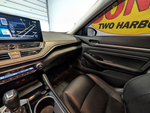 Used 2023 Nissan Altima 2.5 SL AWD/4WD image 25