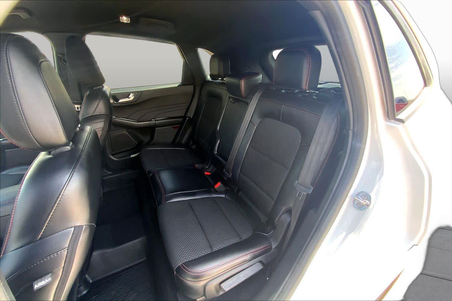 Certified 2023 Ford Escape ST-Line FWD image 21