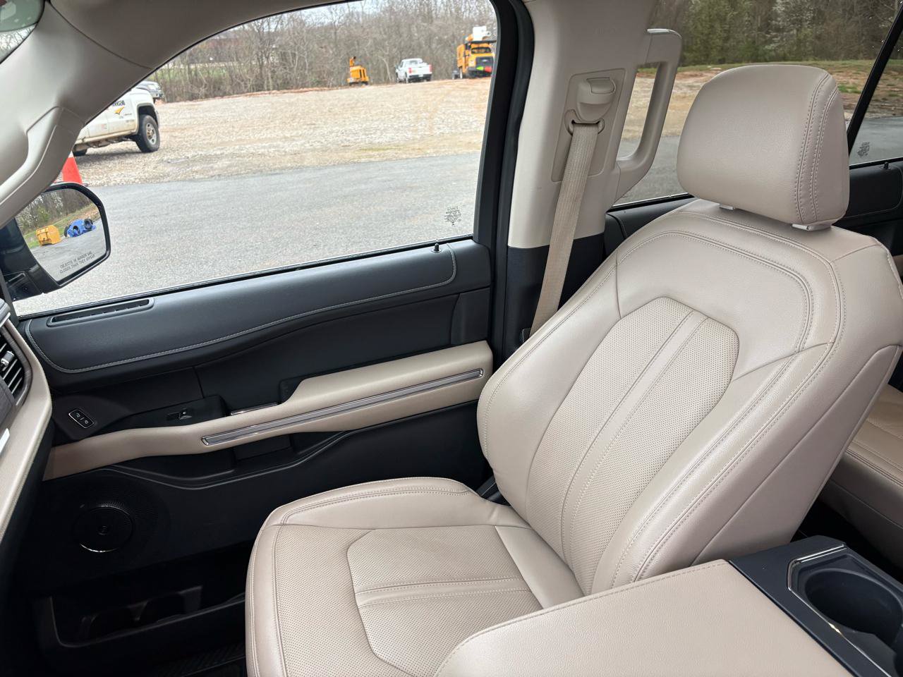 Certified 2024 Ford Expedition Limited AWD/4WD image 24
