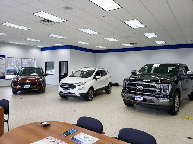 Certified 2025 Ford F150 Platinum w/ FX4 Off-Road Package AWD/4WD image 19