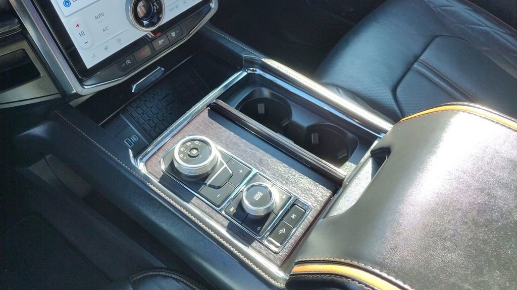 Certified 2024 Ford Expedition Max Platinum AWD/4WD image 14