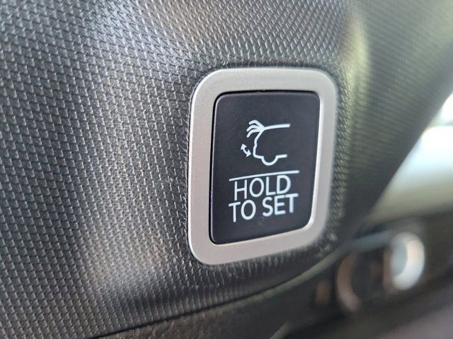 Used 2022 Jeep Grand Cherokee Summit image 16