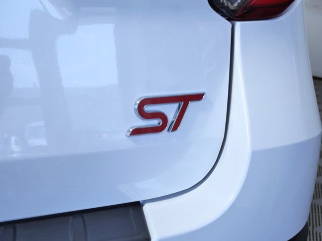 Certified 2023 Ford Explorer ST AWD/4WD image 7
