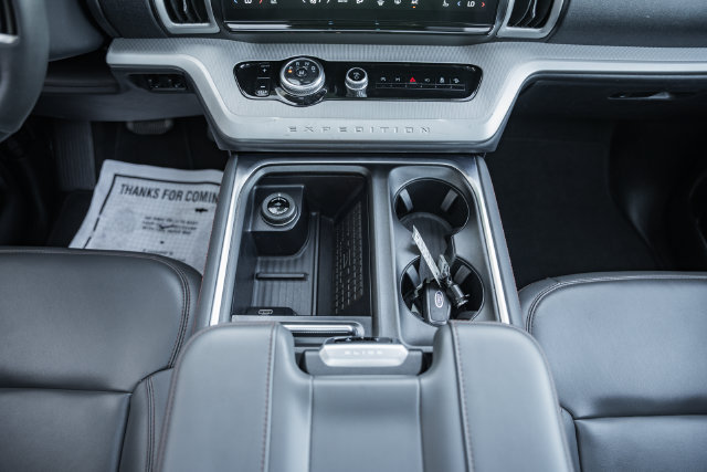 Certified 2025 Ford Expedition Max Active AWD/4WD image 46