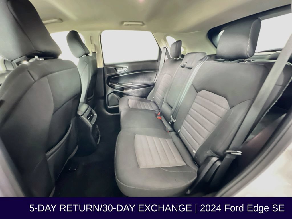 Certified 2024 Ford Edge SE w/ Black Appearance Package AWD/4WD image 25