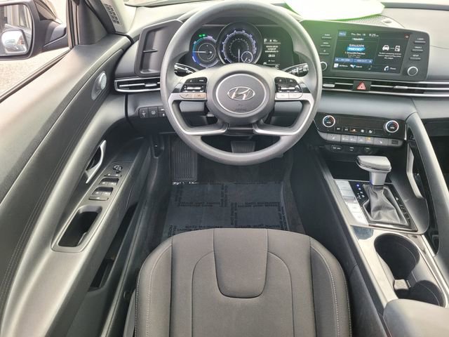 Used 2023 Hyundai Elantra Blue image 14