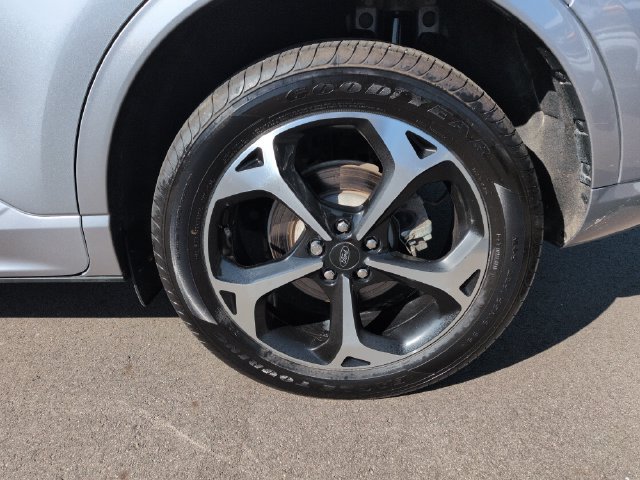 Certified 2023 Ford Escape ST-Line Select AWD/4WD image 11