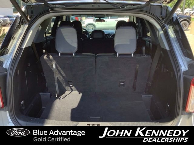 Certified 2023 Ford Explorer XLT w/ Equipment Group 202A AWD/4WD image 33