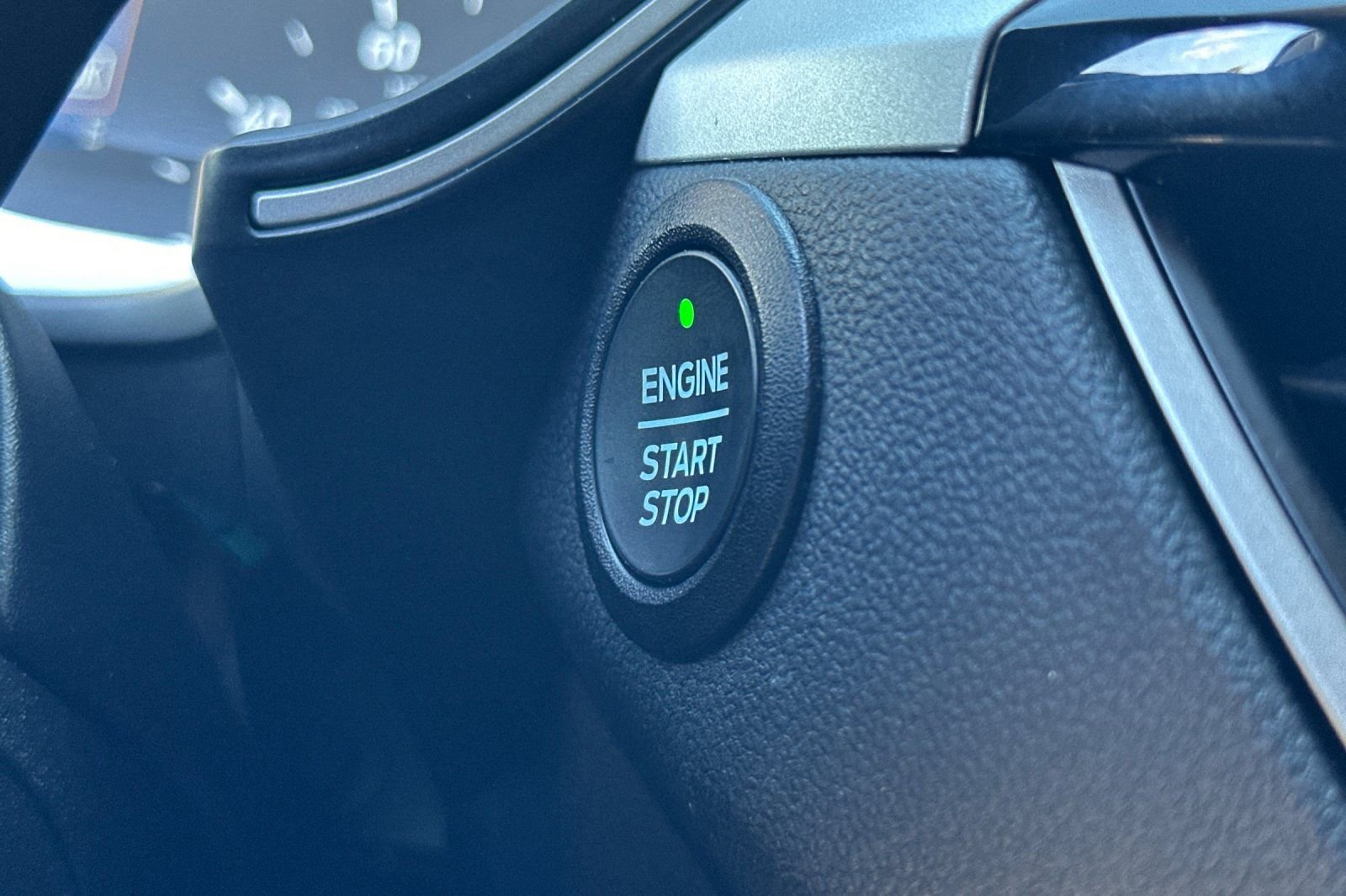 Certified 2022 Ford Escape SE w/ Convenience Package image 25