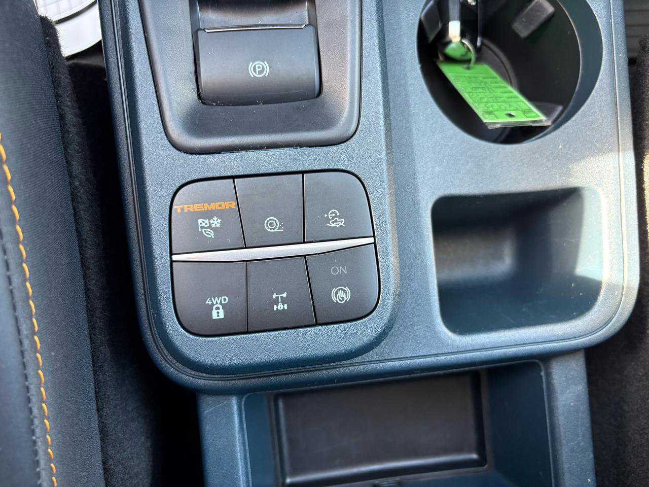 Certified 2024 Ford Maverick Tremor w/ Tremor Off-Road Package AWD/4WD image 34