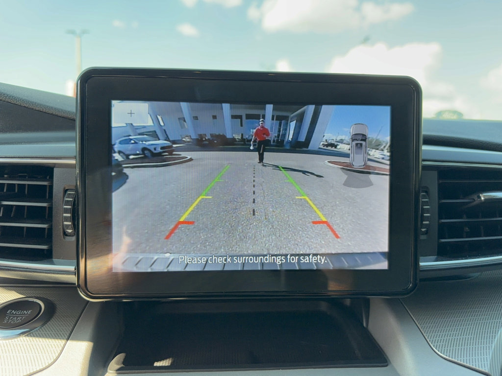 Certified 2023 Ford Explorer XLT w/ Equipment Group 202A image 21