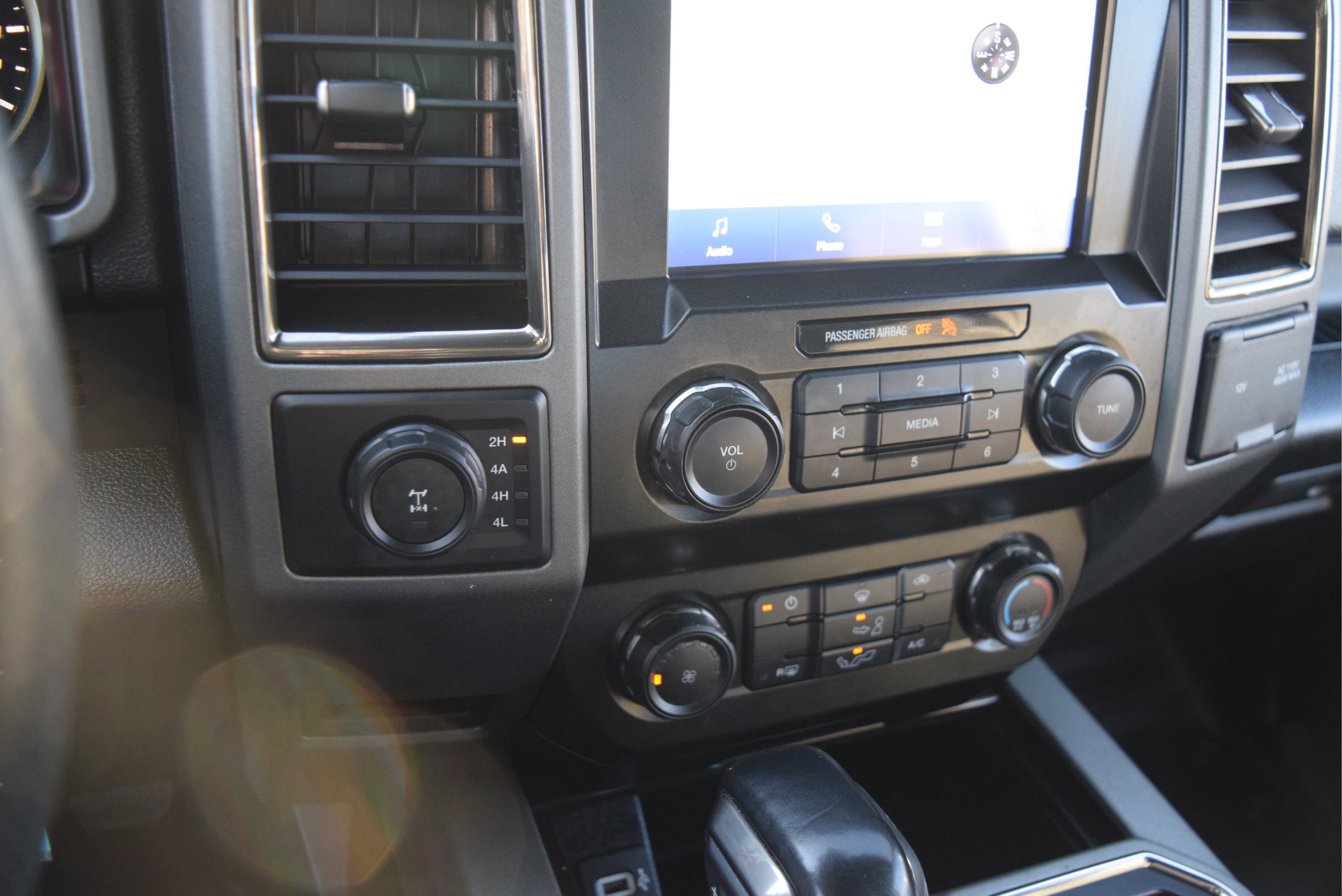 Certified 2020 Ford F150 Raptor image 16