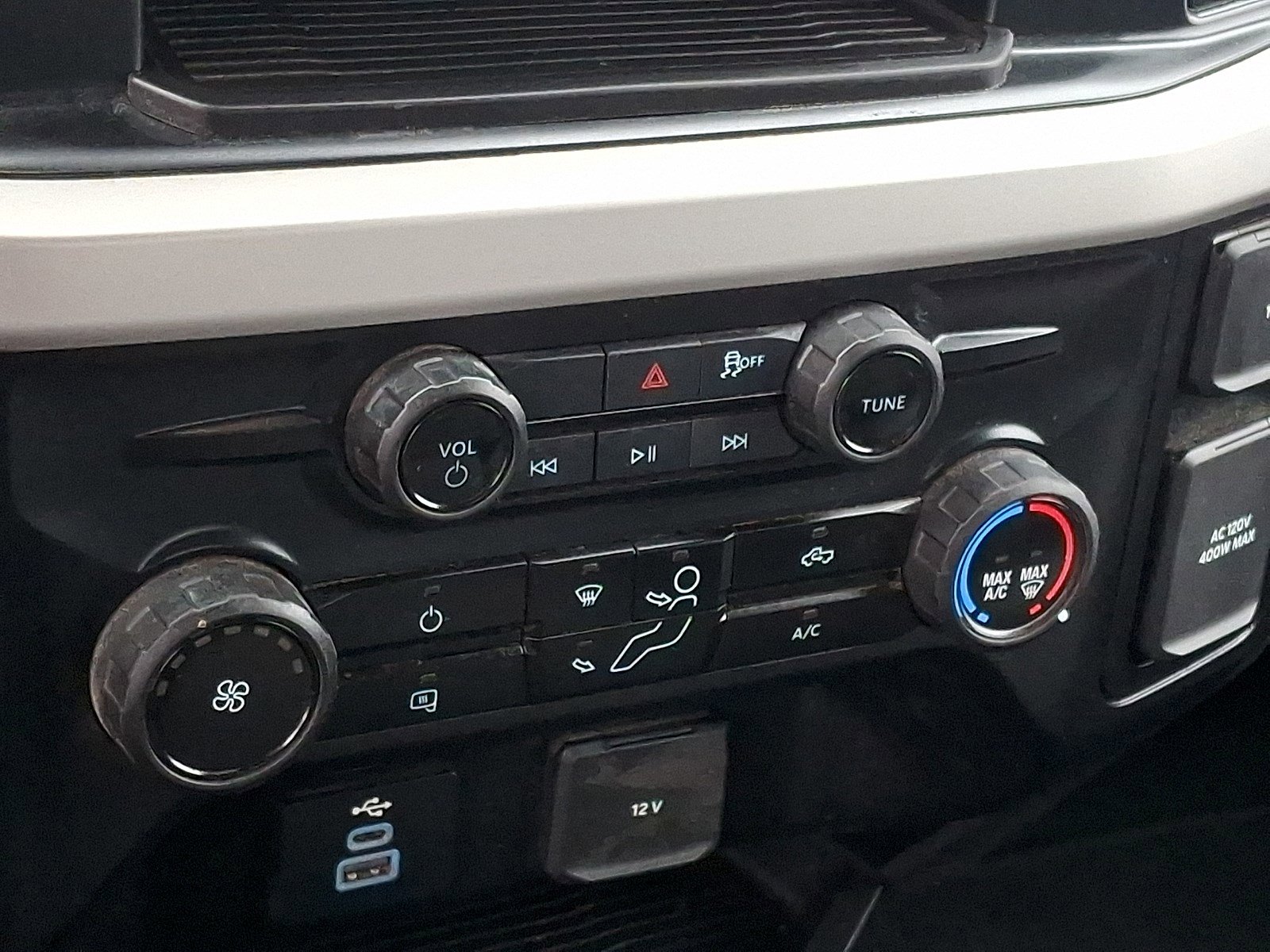 Certified 2025 Ford F250 XLT image 15