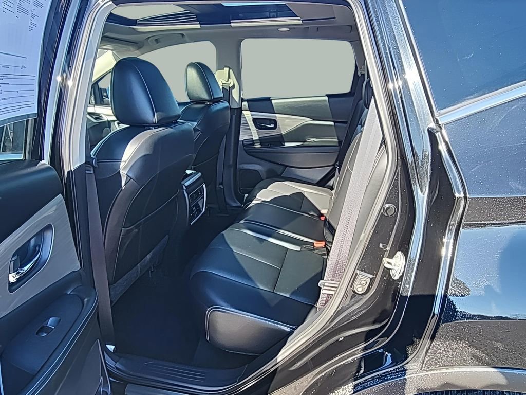 Used 2018 Nissan Murano Platinum image 17