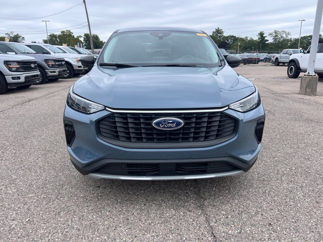 Certified 2023 Ford Escape Active FWD image 2