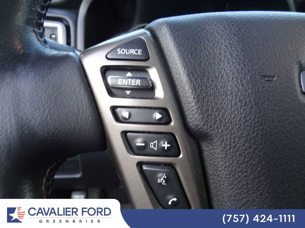 Used 2023 Nissan Titan Platinum Reserve w/ Moonroof Package AWD/4WD image 10