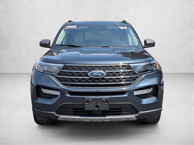 Certified 2024 Ford Explorer XLT w/ Equipment Group 202A AWD/4WD image 2