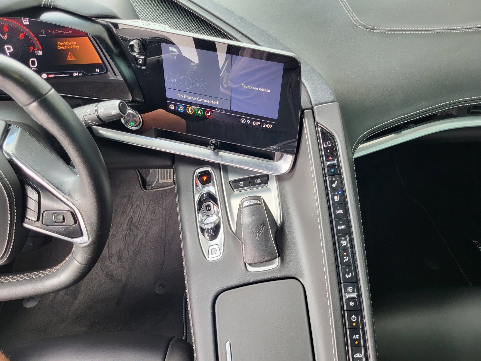 Used 2021 Chevrolet Corvette Stingray Premium Cpe w/ Z51 Performance Package image 11