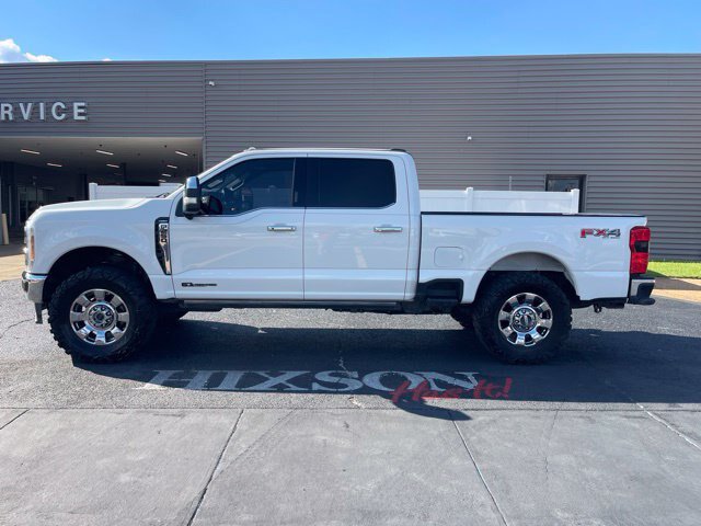 Certified 2024 Ford F250 Lariat w/ Lariat Ultimate Package AWD/4WD image 2