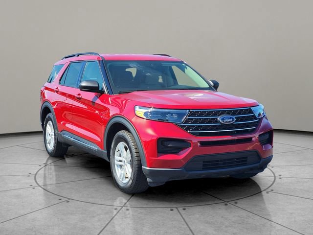 Certified 2022 Ford Explorer XLT w/ Class IV Trailer Tow Package AWD/4WD image 14