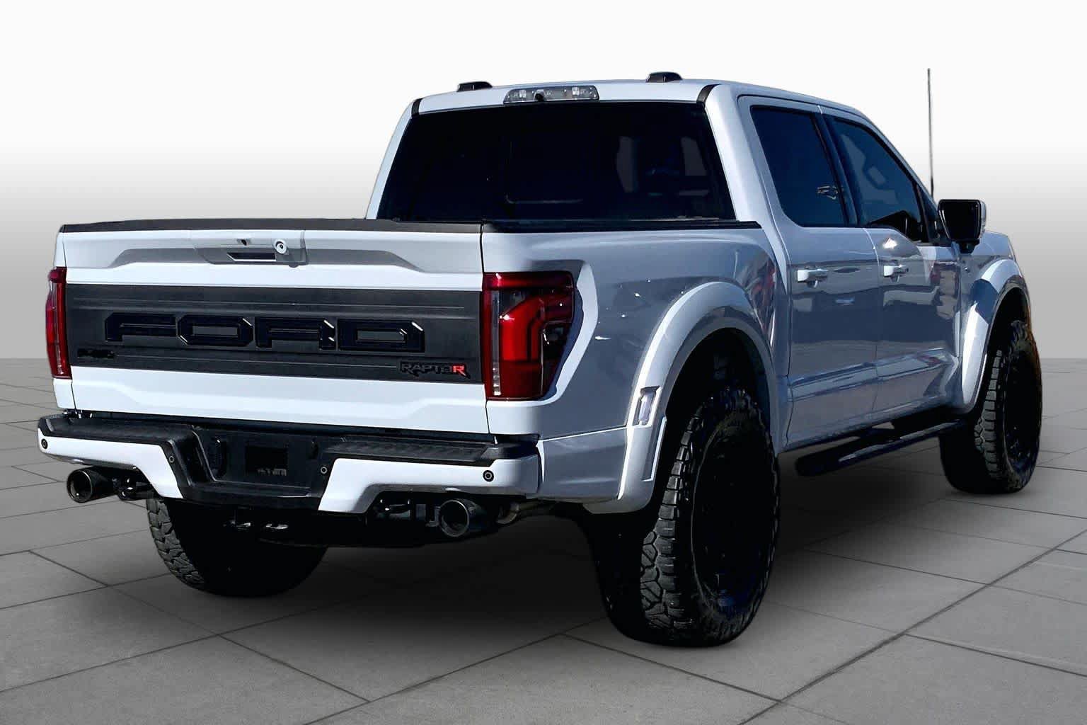 Certified 2025 Ford F150 Raptor w/ Equipment Group 803A Raptor R AWD/4WD image 13