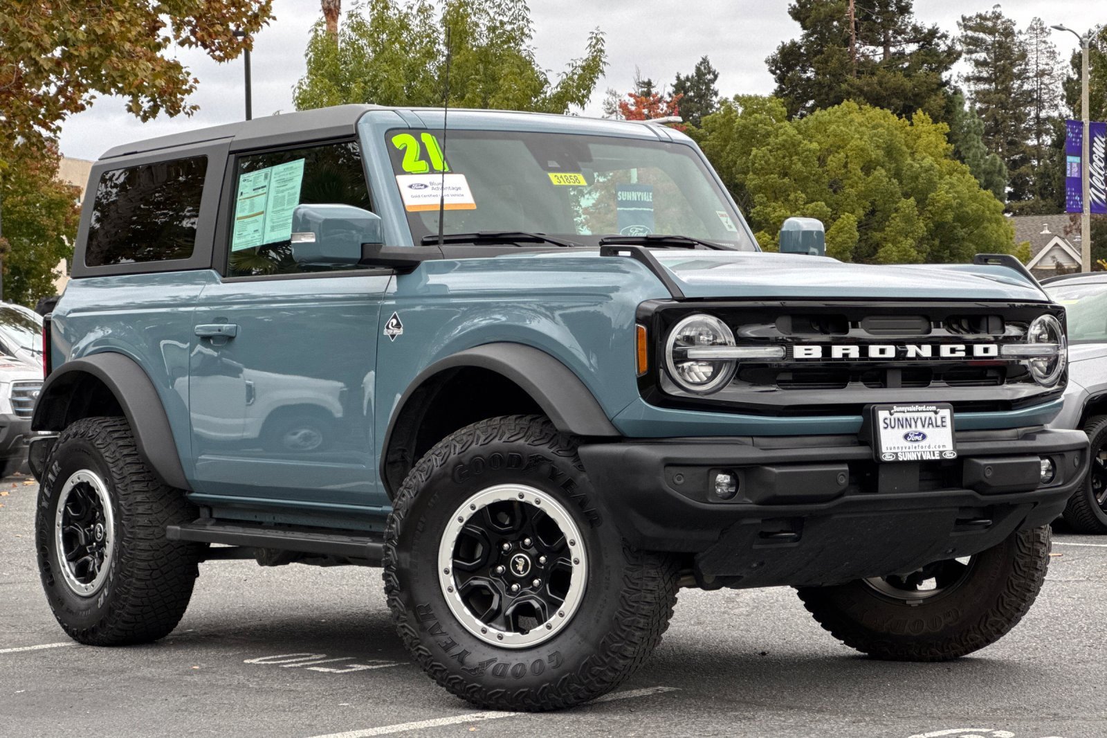 Certified 2021 Ford Bronco Outer Banks w/ Sasquatch Package