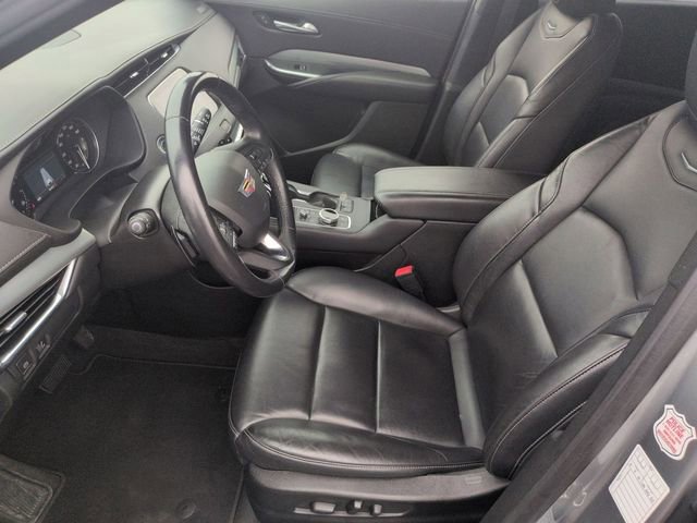 Used 2023 Cadillac XT4 Premium Luxury image 12