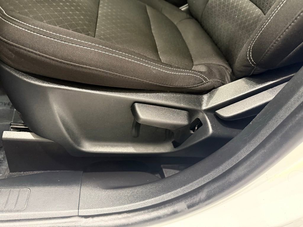 Certified 2025 Ford Escape Active AWD/4WD image 13
