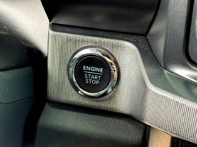 Certified 2025 Ford F250 Platinum AWD/4WD image 18