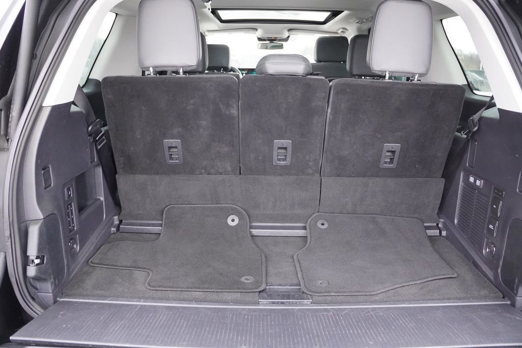 Certified 2025 Ford Expedition Active image 24