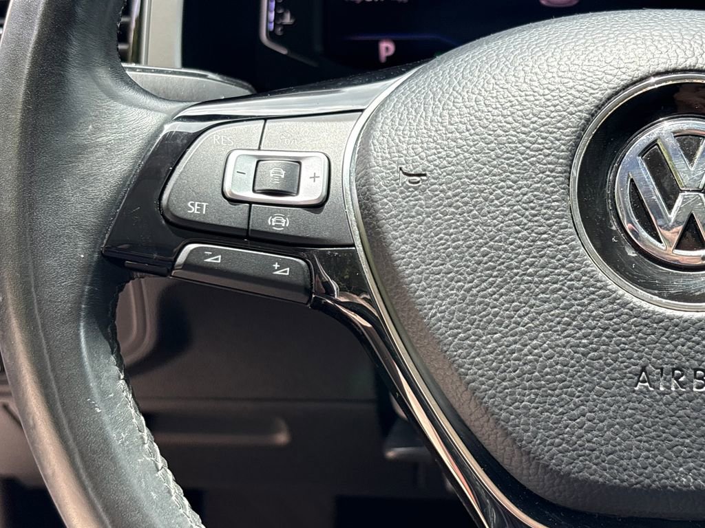 Used 2019 Volkswagen Atlas SEL R-Line FWD image 19
