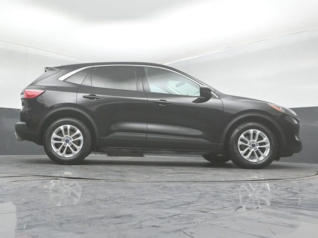 Certified 2022 Ford Escape SE w/ Cold Weather Package image 17