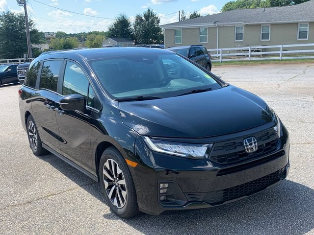 Used 2025 Honda Odyssey EX-L image 3
