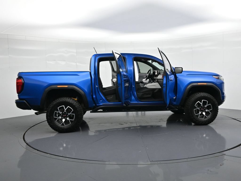 Used 2024 GMC Canyon AT4X AWD/4WD image 25