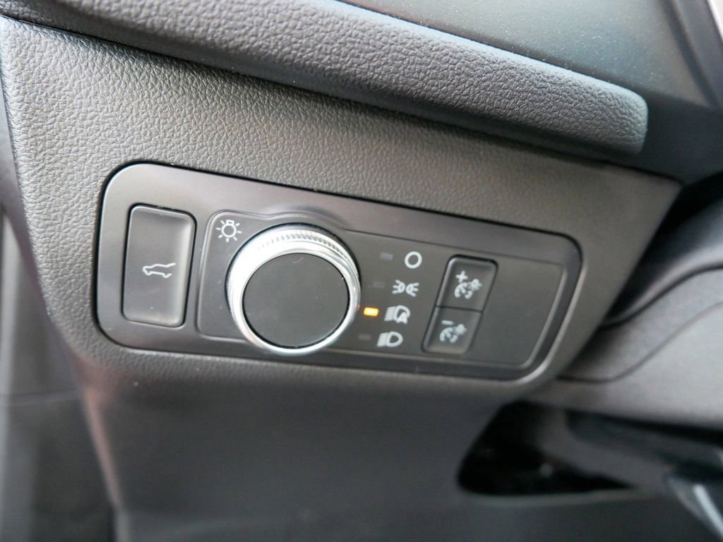 Certified 2022 Ford Escape SE w/ Convenience Package image 11