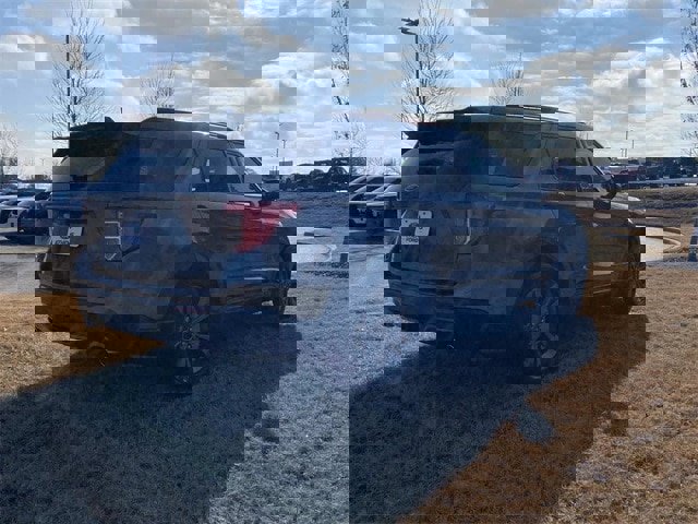 Certified 2021 Ford Explorer XLT w/ Equipment Group 202A image 38