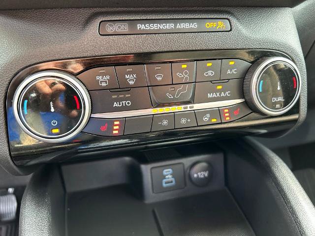 Certified 2022 Ford Escape SE w/ SE Sport Appearance Package AWD/4WD image 27