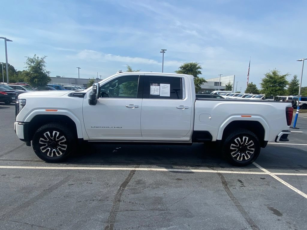 Used 2024 GMC Sierra 2500 Denali Ultimate AWD/4WD image 4