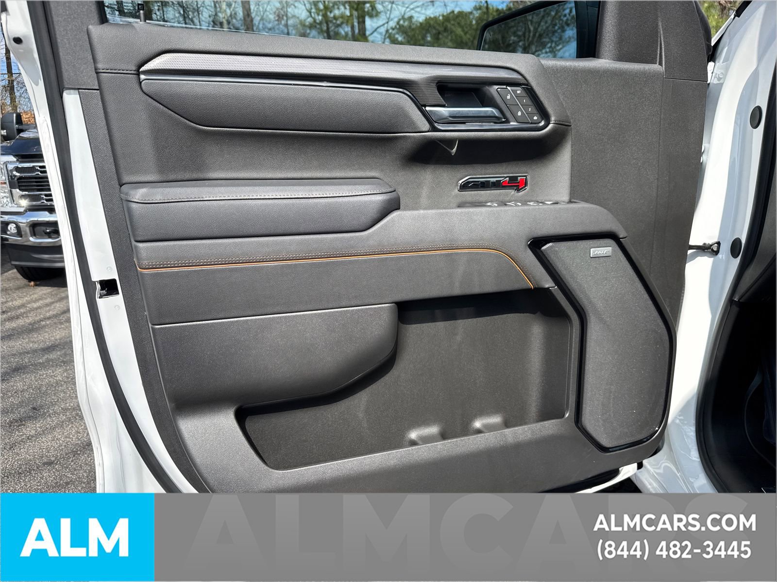 Used 2025 GMC Sierra 1500 AT4 w/ Technology Package image 13